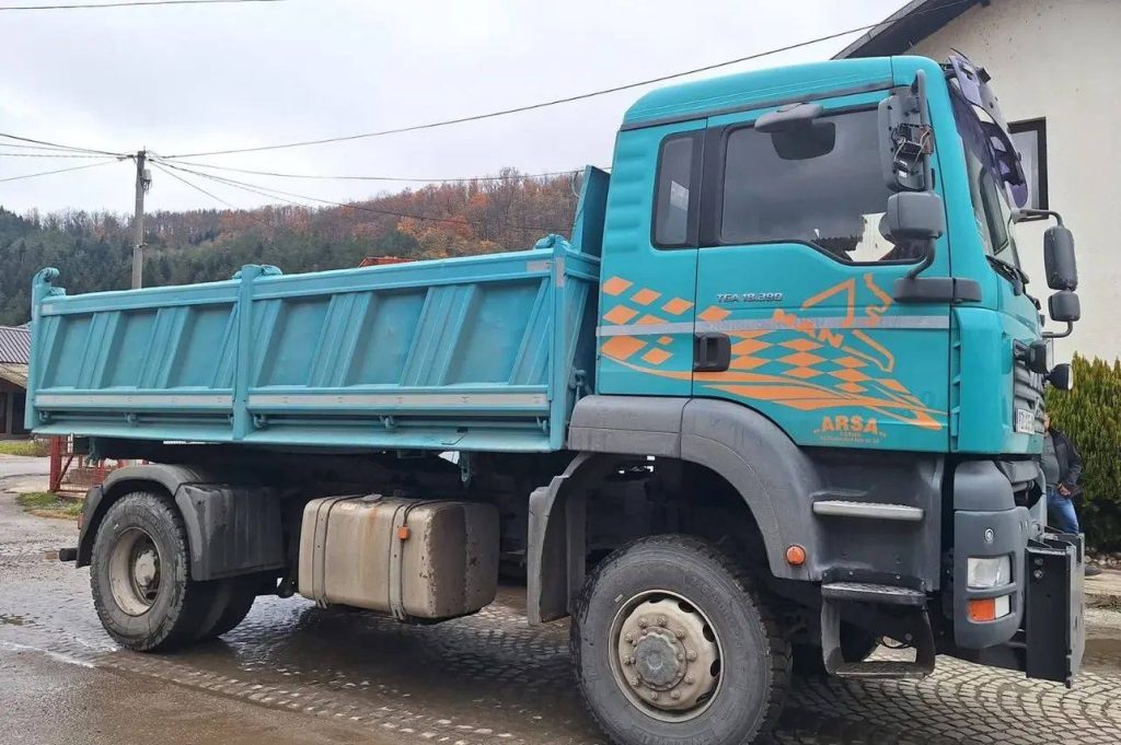 Javno preduzeće „Put“ Krupanj bogatije za kamion – ulaganje u efikasnije komunalne usluge